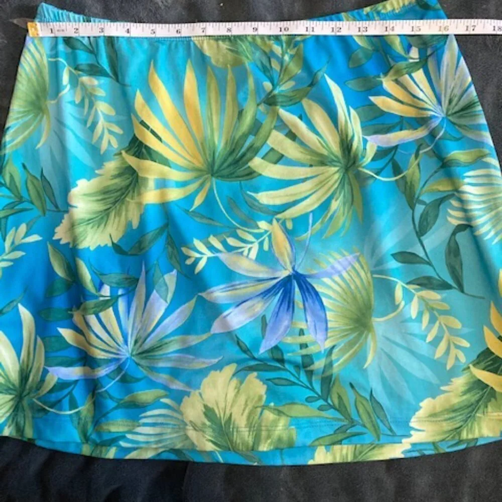 Tropical swim skirt